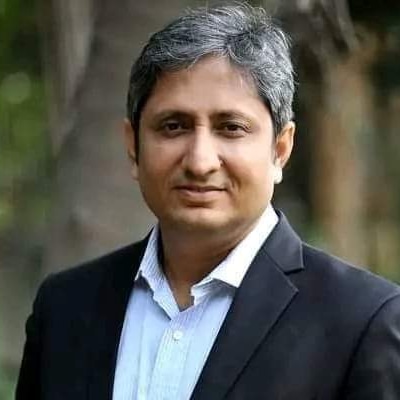 
जिम्मेदारियाँ उम्र से पहले बड़ा बना देती है,
जिंदगी की हर...